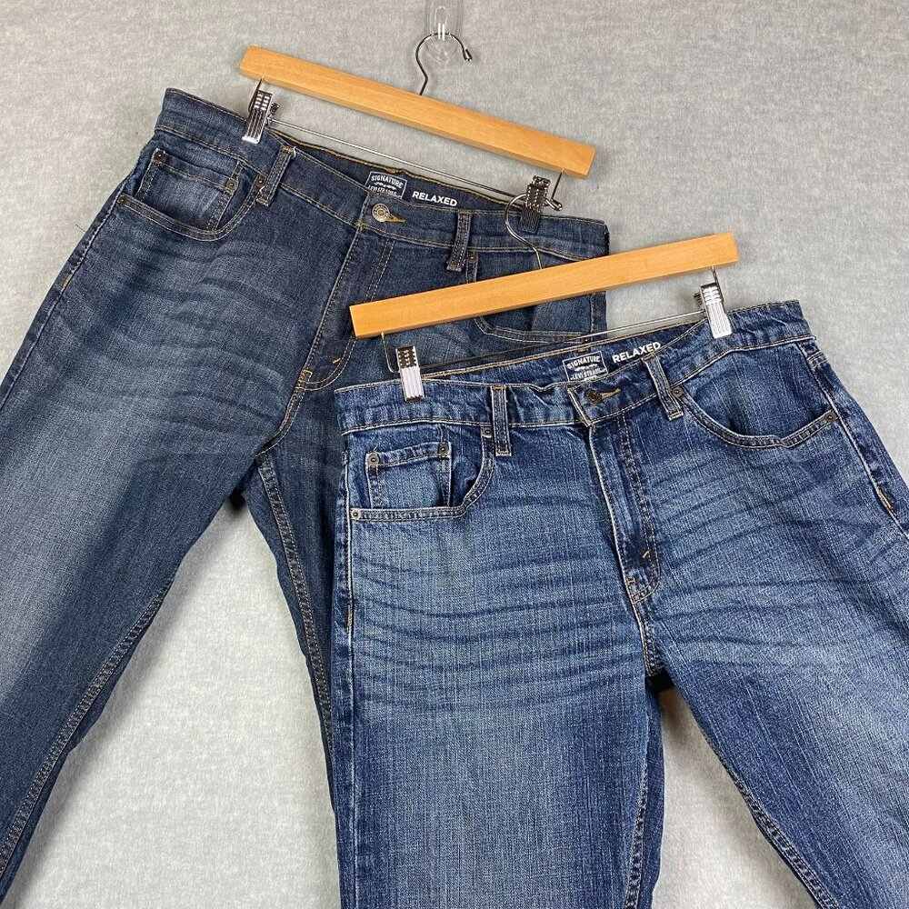Bundle of 2 Men’s Levi Strauss Signature Relaxed Fit Jeans - Size 34x32